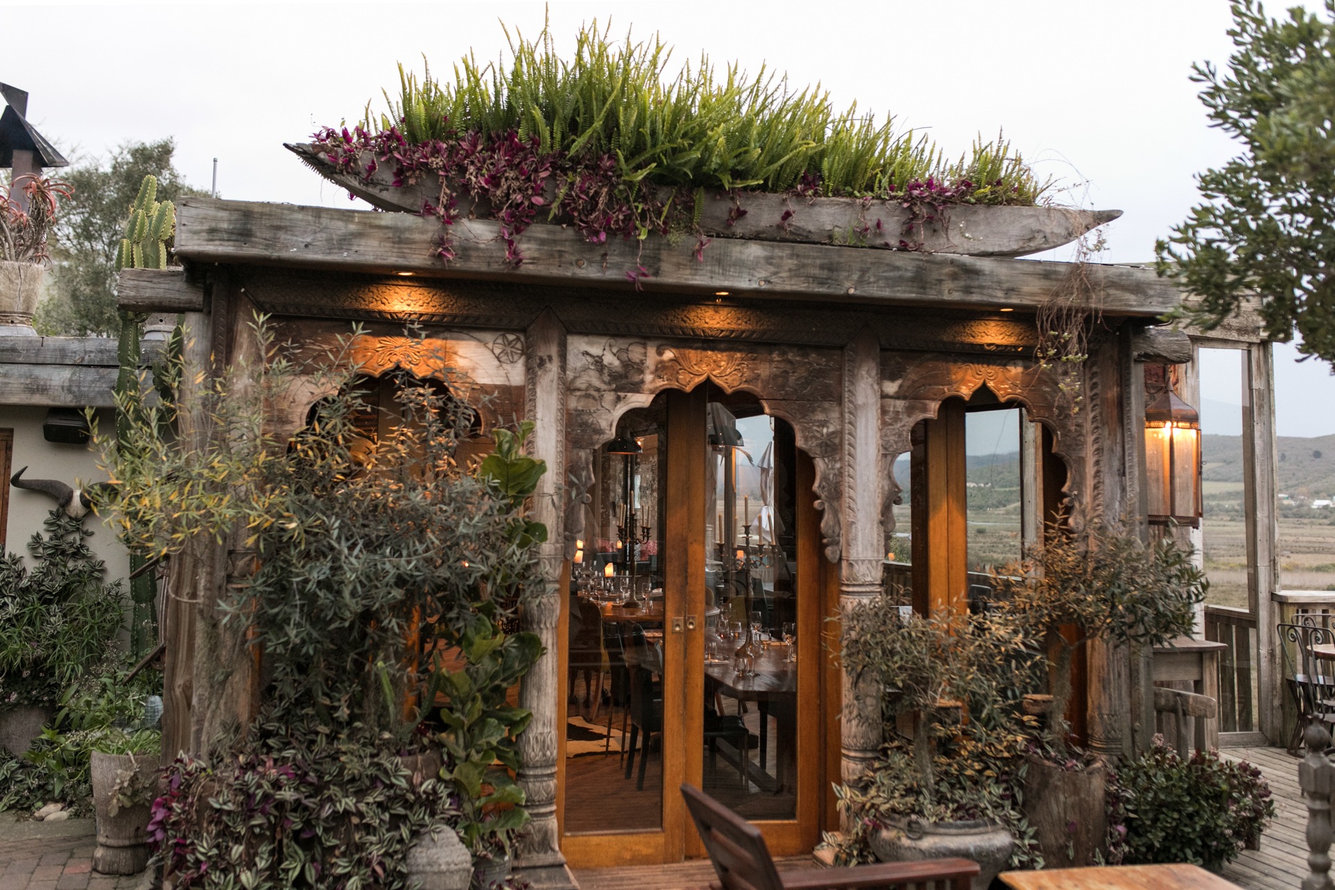 imgi_20_SIMON-BAR-Emily-Moon-River-Lodge-Plett-Accommodation-Garden-Route-44